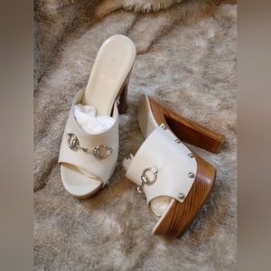 🔥VINTAGE GUCCI CLOGS🔥